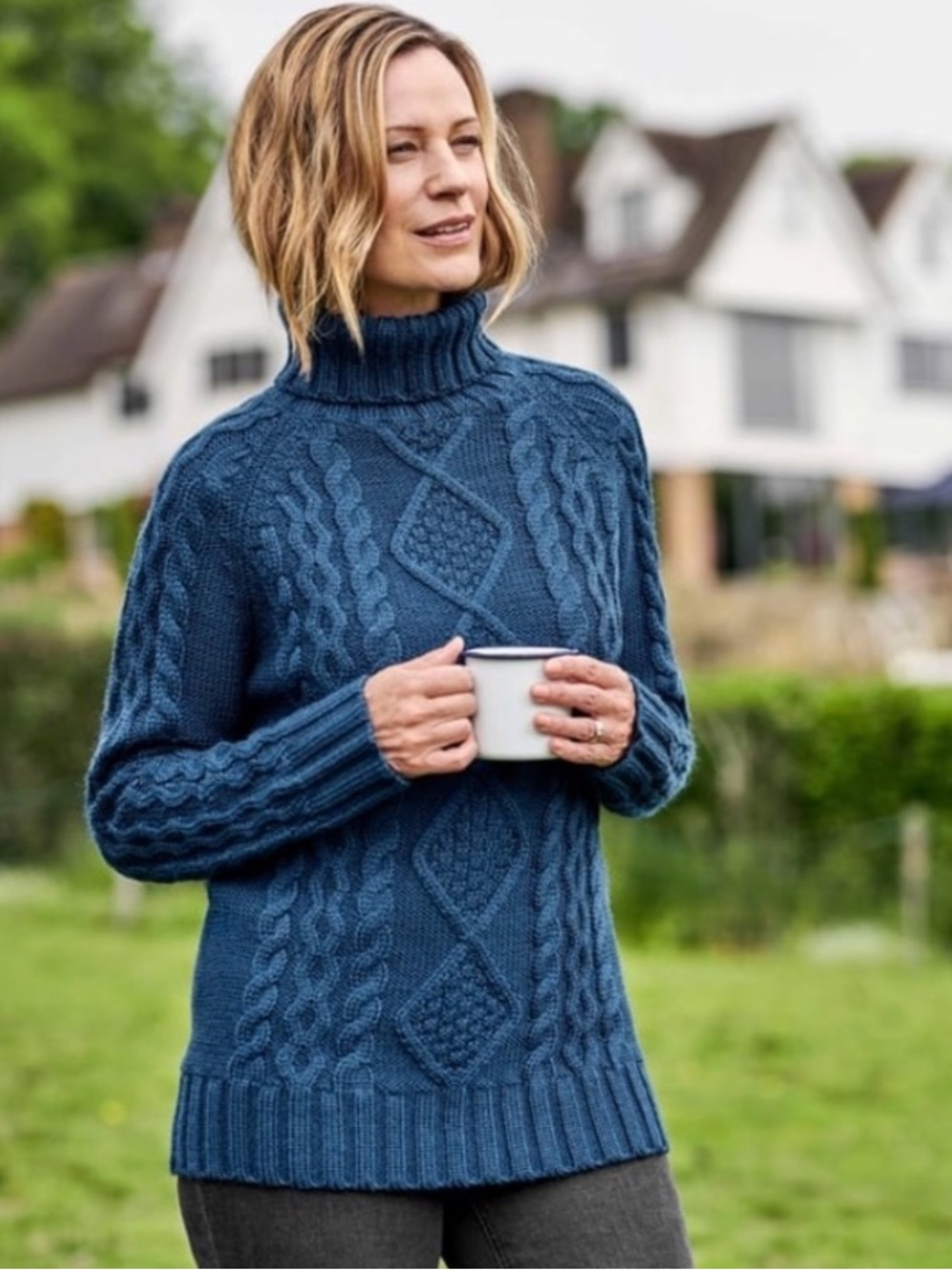 WoolOvers Pure Wool Knitted Aran Turtle Neck Sweater Blue Bonnet Size Medium